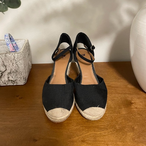 Black summer espadrilles - Picture 2 of 2